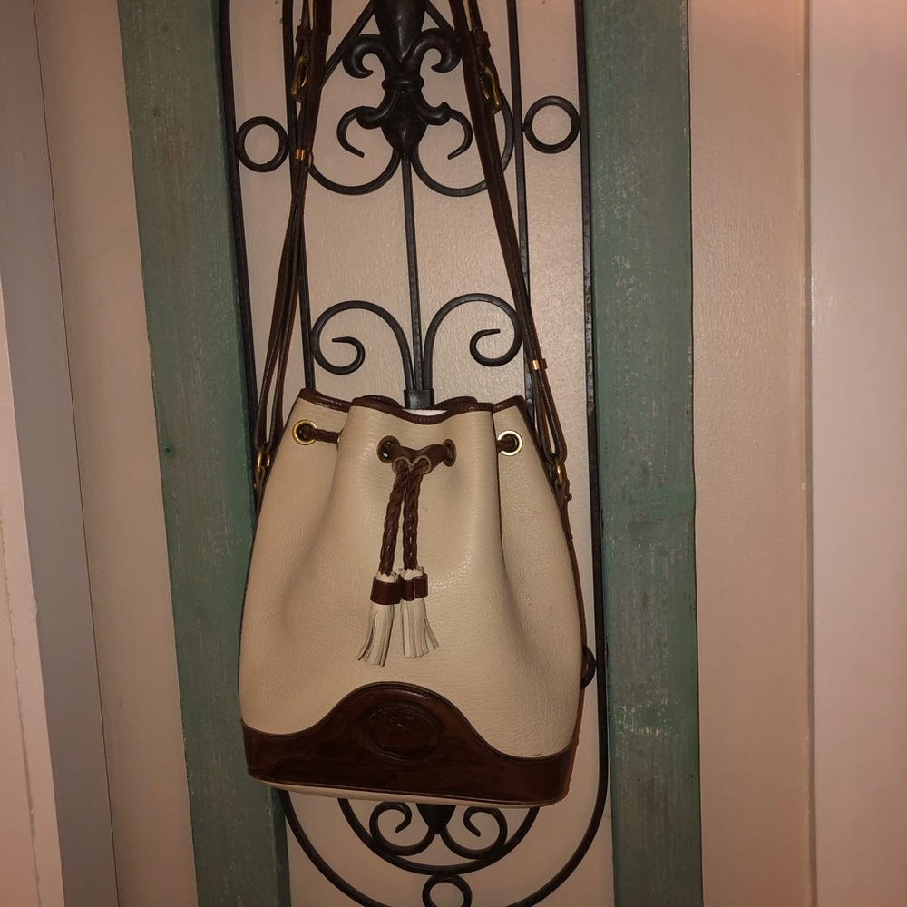 Vintage Dooney Drawstring Bucket Bag